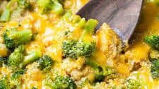 One Pan Cheesy Chicken and Broccoli with Quinoa