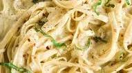 One Pot Creamy Garlic Pasta