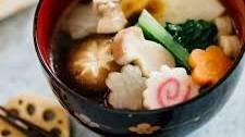 Ozoni - Miso Soup with Mochi Rice Cake お雑煮 関西風