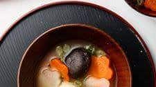 Ozoni お雑煮 (Japanese New Year Mochi Soup)