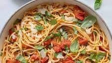 Pasta with Cherry Tomatoes