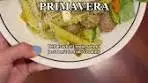 Pesto pasta primavera 🥕🍅🌱🧄🫑🧅🍝 This dinner comes ...