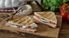 Sandwich caprese