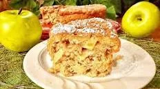 Super Duper Easy Apple Cake