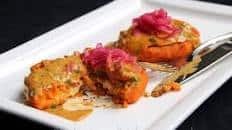 Sweet potato patties stuffed with cheese {Llapingachos de camote}