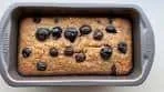 Take oats, banana, blueberries I just mix everything and in 5 ...