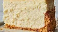 Tall and Creamy Cheesecake
