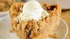 The Best Apple Crumb Pie