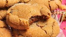 THE BEST Chewy Ginger Molasses Cookies