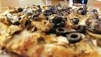 Trying a smoked oyster pizza at Abby's Legendary Pizza (OFL ...