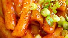 Tteokbokki - Spicy Korean Rice Cakes