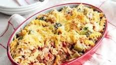 Tuna & broccoli pasta bake