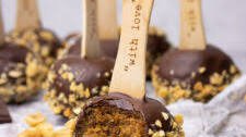 Ultra Peanut Buttery Cake Pops