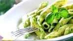 Whole Wheat Pasta in Spinach Sauce