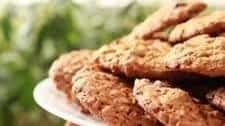 WWII Oatmeal Molasses Cookies