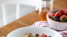 Yogurt with Granola, Berries, and Honey