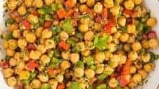 15-Minute Moroccan-Spiced Chickpea Salad