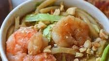 15 Minute Shrimp Udon Noodle Soup