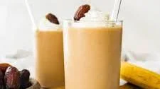 4-Ingredient Healthy Date Shake