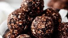 7-Ingredient Chocolate Protein Energy Balls