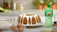 7UP® Cake