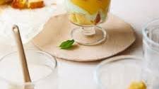 advocaat-trifle met citroencake & basilicumyoghurt