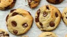 Air Fryer Chocolate Chip Cookies