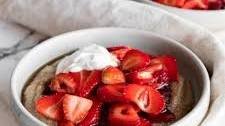 Amaranth Porridge with Macerated Strawberries