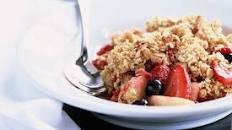 Apple and berry crumble