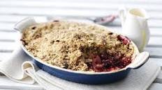 Apple and blackberry crumble