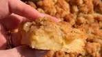 APPLE CRUMBLE BARS by @itslivb! Follow for more vegan ...