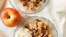 Apple Ginger Biscuit Crumble