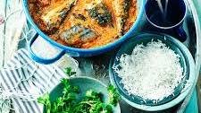 Aromatic mackerel curry