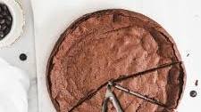 Baked Chocolate Mousse Cake (Flourless Chocolate Cake)