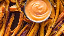 Baked Sweet Potato Fries with Sriracha Dipping Sauce