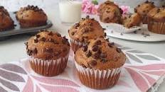 Banana bread muffin