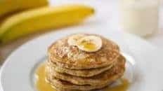 Banana Oatmeal Protein Pancakes {Gluten Free}