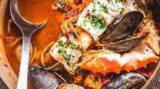 Best Cioppino Recipe (Seafood Stew)