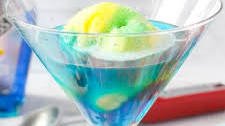 Blue Hawaiian Cocktail Float