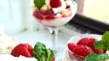 Boozy Raspberry Eaton Mess