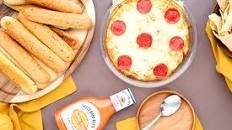 Buffalo Chicken Pizza Dip