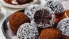 Chocolate Weetabix Protein Balls