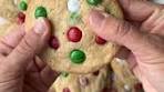 CHRISTMAS M&M COOKIES! ❤️💚 | I love baking with my ...