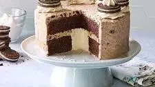 Cookies & Cream Surprise Cake