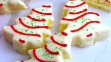 Copycat Little Debbie Christmas Tree Cakes