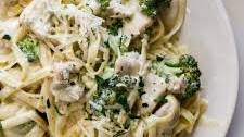 Creamy broccoli chicken pasta