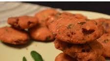 Crispy Lentil Fritters (Parippu vada)