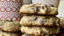 Date-Sweetened Chocolate Chip Cookies