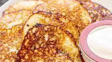 Deruny (Ukrainian Potato Pancakes)