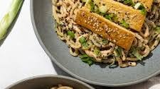 Easy Peanut Udon Noodles
